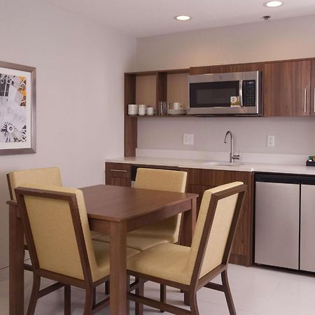 Home2 Suites By Hilton Atlanta Perimeter Center Данвуді Екстер'єр фото