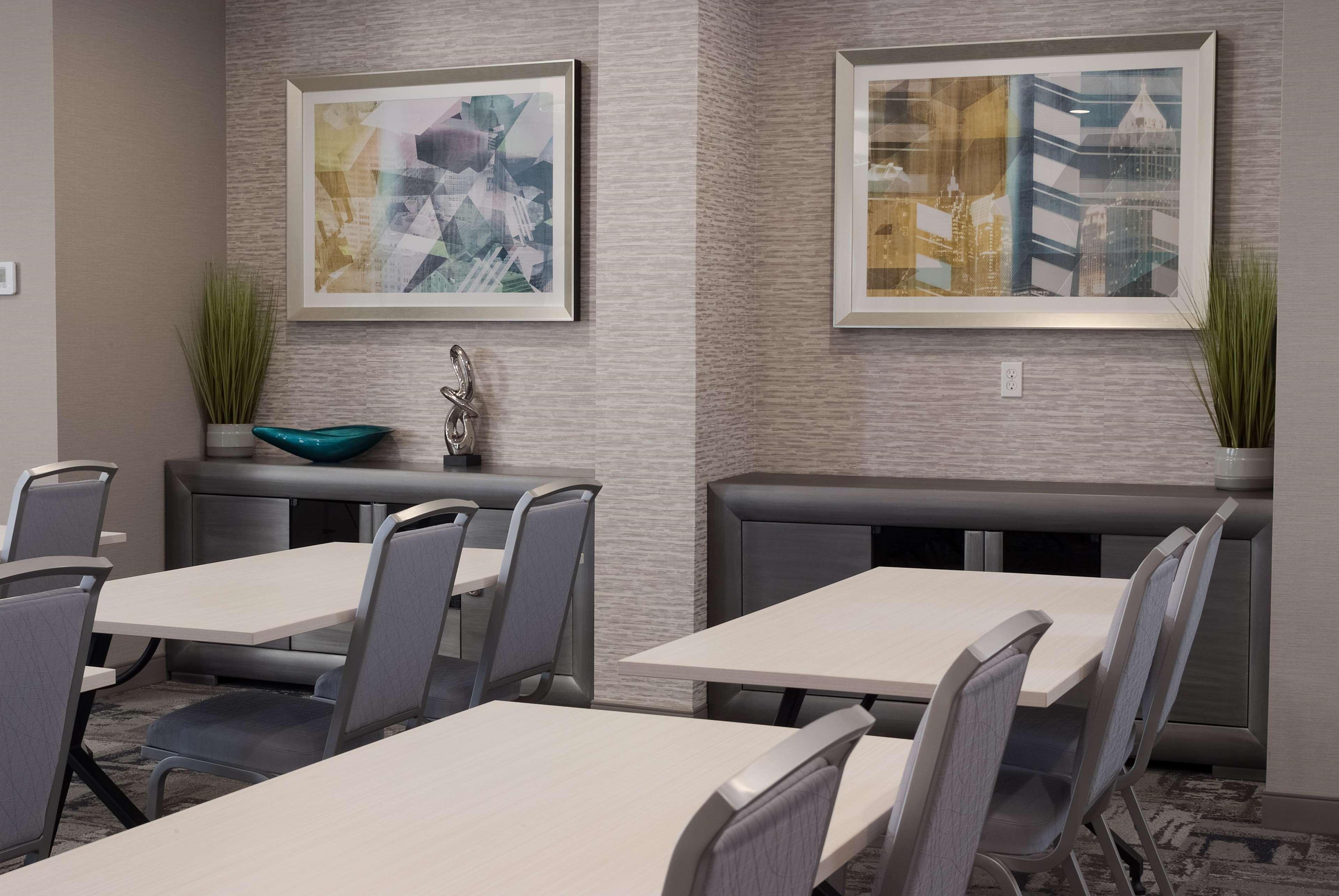 Home2 Suites By Hilton Atlanta Perimeter Center Данвуді Екстер'єр фото