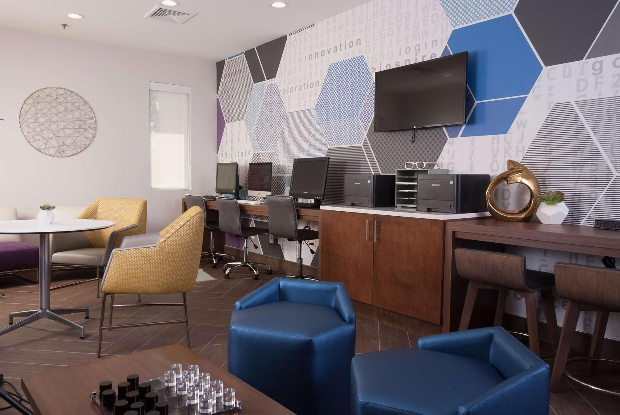 Home2 Suites By Hilton Atlanta Perimeter Center Данвуді Екстер'єр фото
