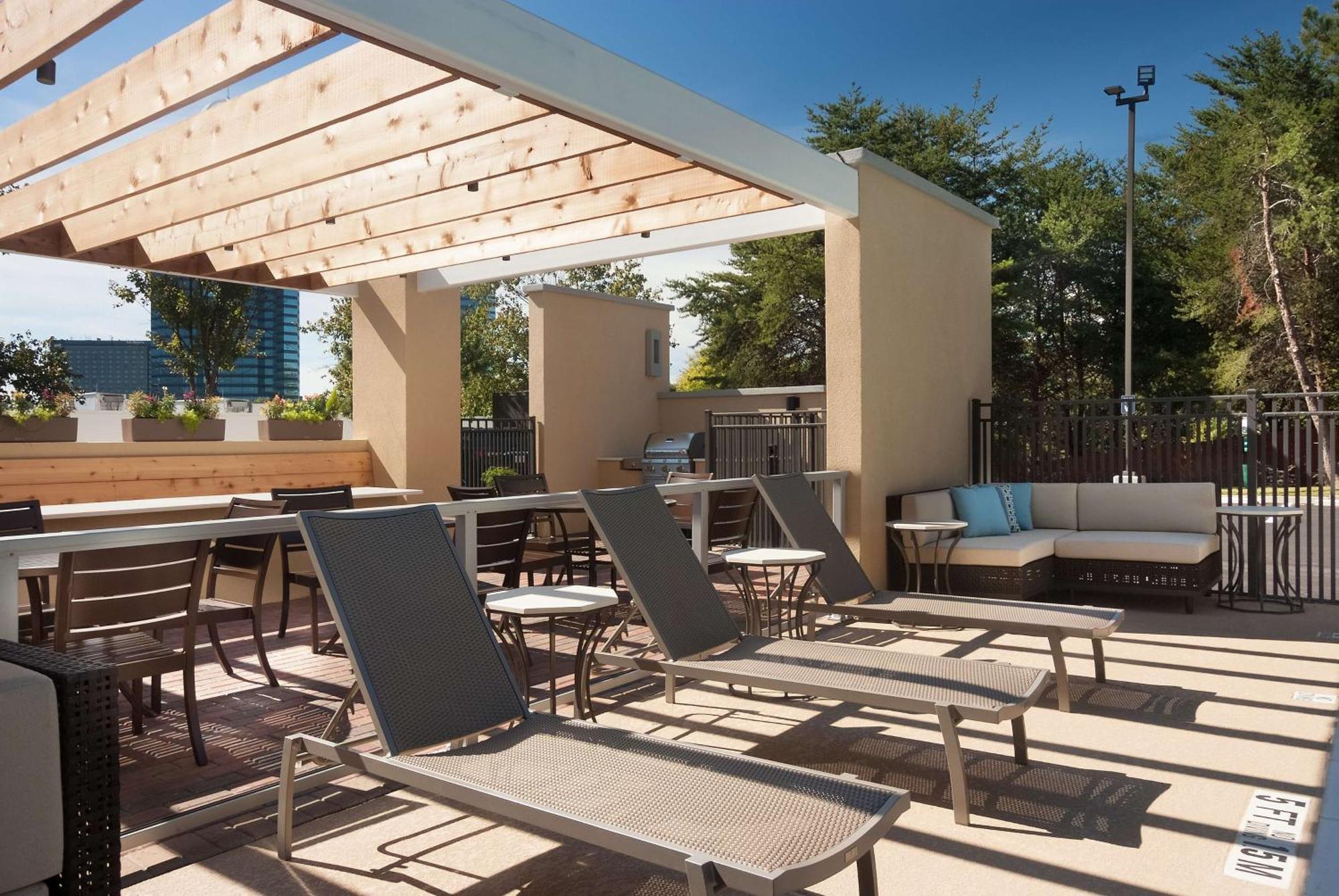 Home2 Suites By Hilton Atlanta Perimeter Center Данвуді Екстер'єр фото