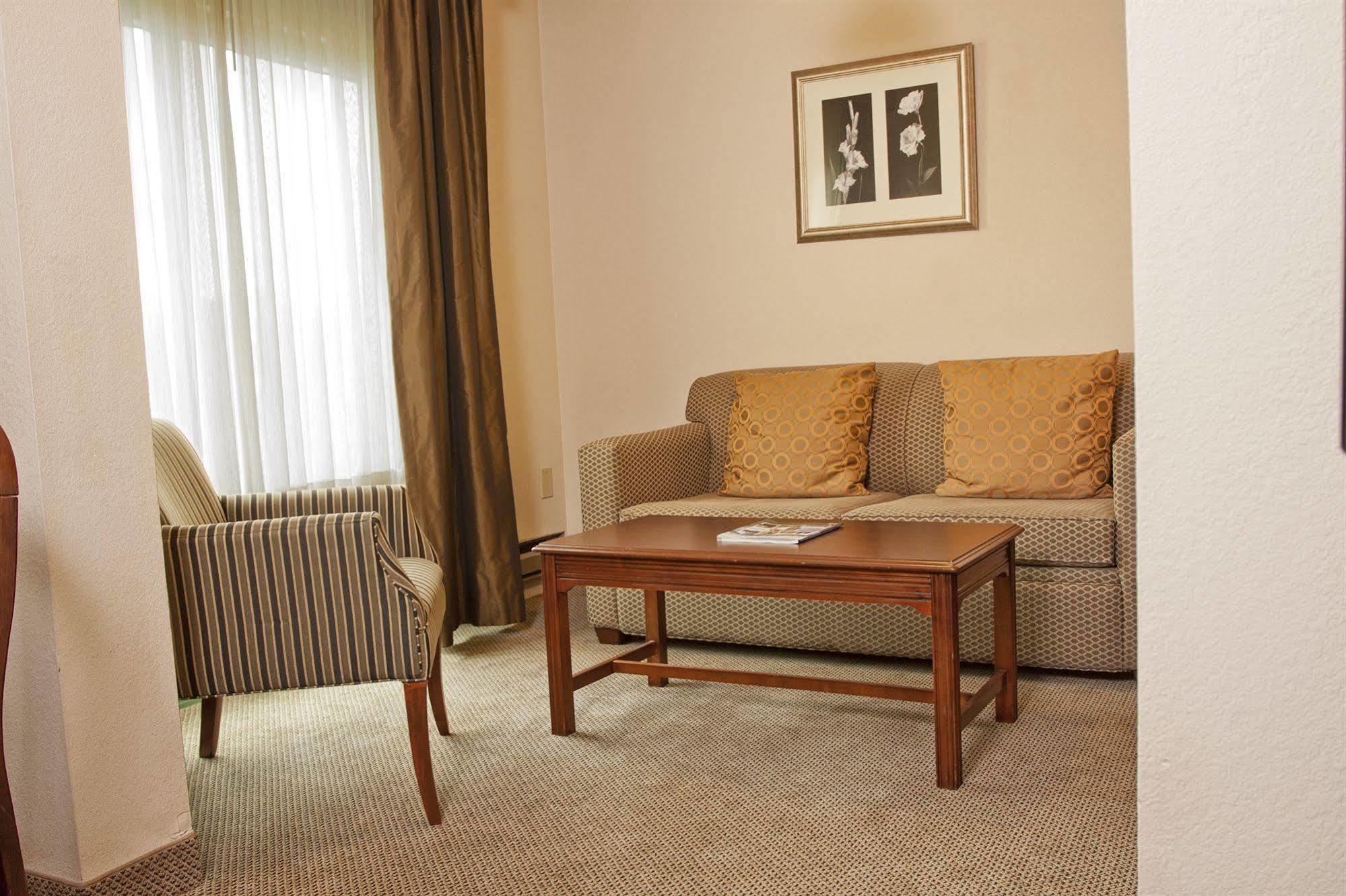 Home2 Suites By Hilton Atlanta Perimeter Center Данвуді Екстер'єр фото