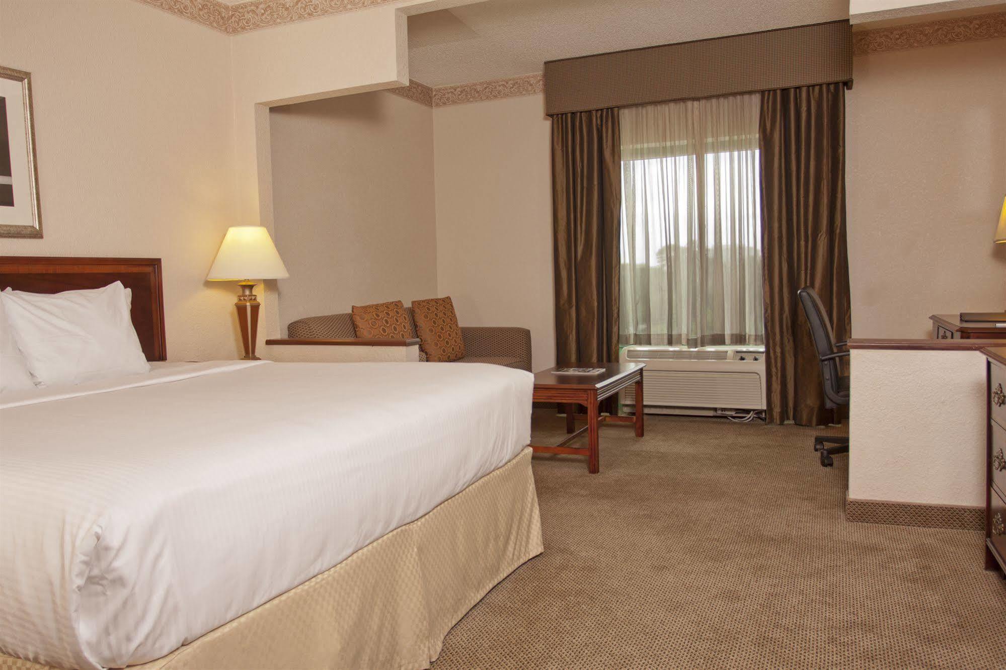 Home2 Suites By Hilton Atlanta Perimeter Center Данвуді Екстер'єр фото